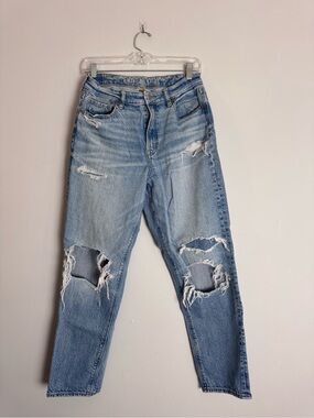 American Eagle mom Jean Light Blue Distressed Women's 8R